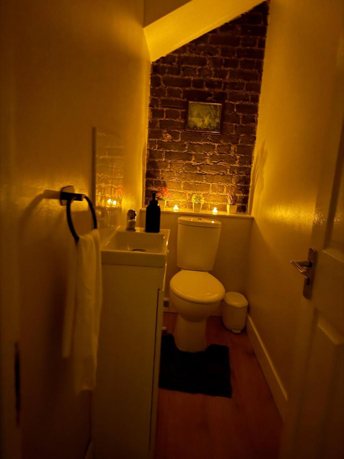 2 Bedroom Luxe London * Edmonton