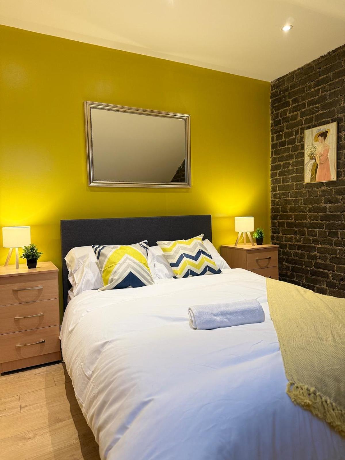 2 Bedroom Luxe London *